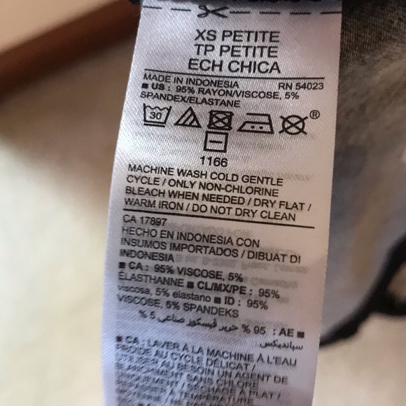 Old Navy floral tunic - Picture 5 of 5